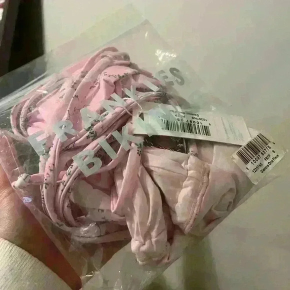 Frankie’s Bikini Gemma Floral Wrap One Piece - Picture 4 of 4